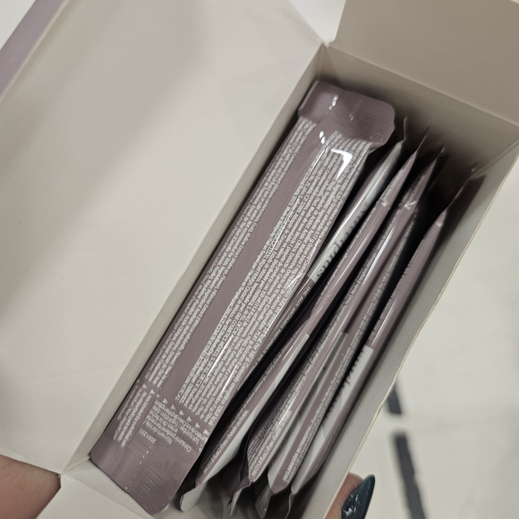 Serenity Raspberry Tea Sachets - Picture 5 of 5